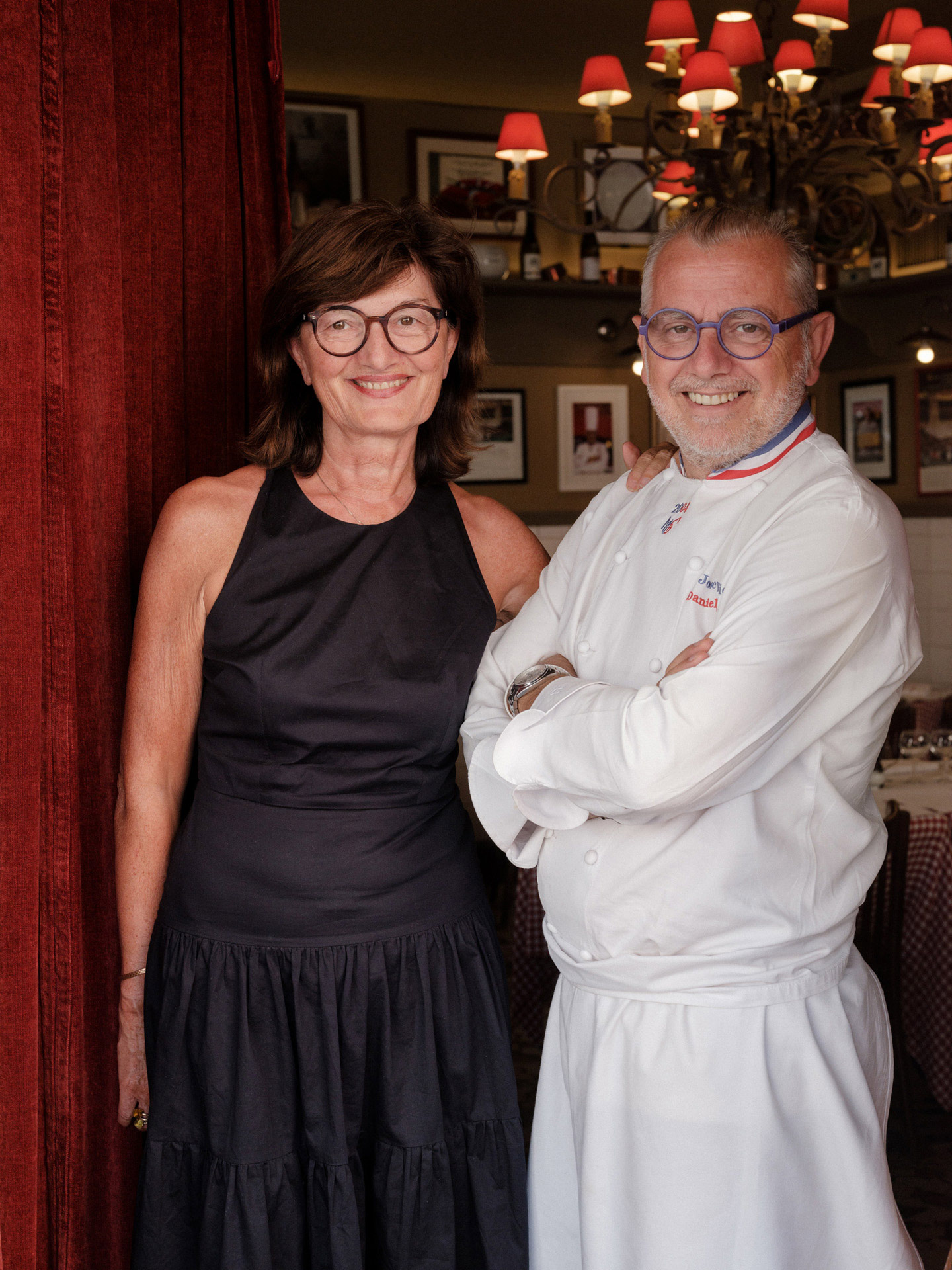 couple of owner of restaurant Daniel and Denise by Alexi Hobbs in Auvergne for Reflets de France