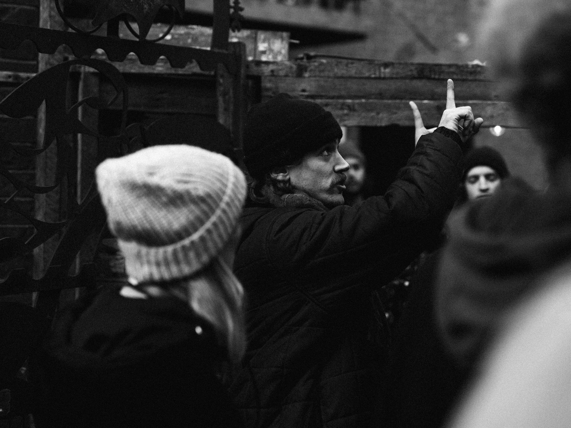 Vincent Ruel-Cote from Les Gamins giving directions to the team in behind the scenes filming TV series La Loi C'est La Loi at night with TV5 Unis